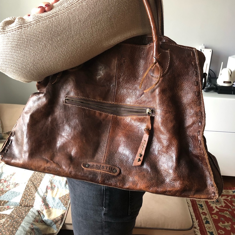 Bed stu rock away crossbody bag